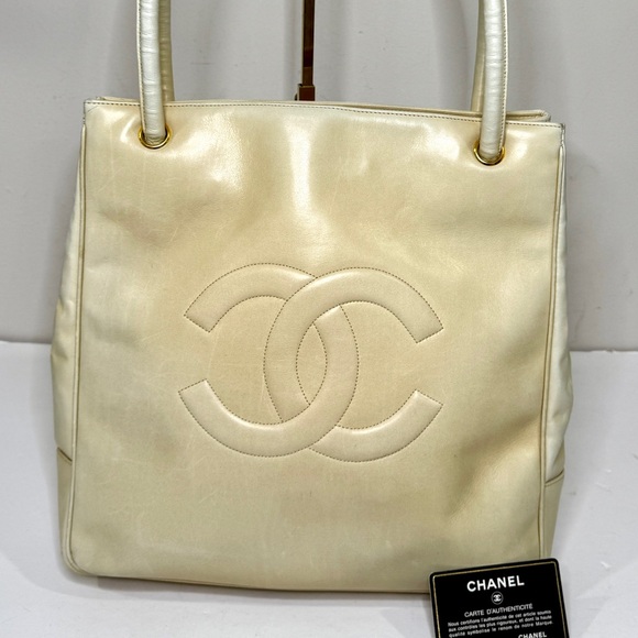 CHANEL Vintage Timeless CC XL Tote with COA Card - Picture 2 of 14